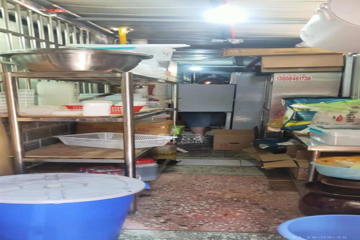 龙塘安置区(龙塘小区) 1室1厅1卫 8000.0元/月 龙塘安置区(龙塘小区) 1室1厅1卫 8000.0元/月室内图