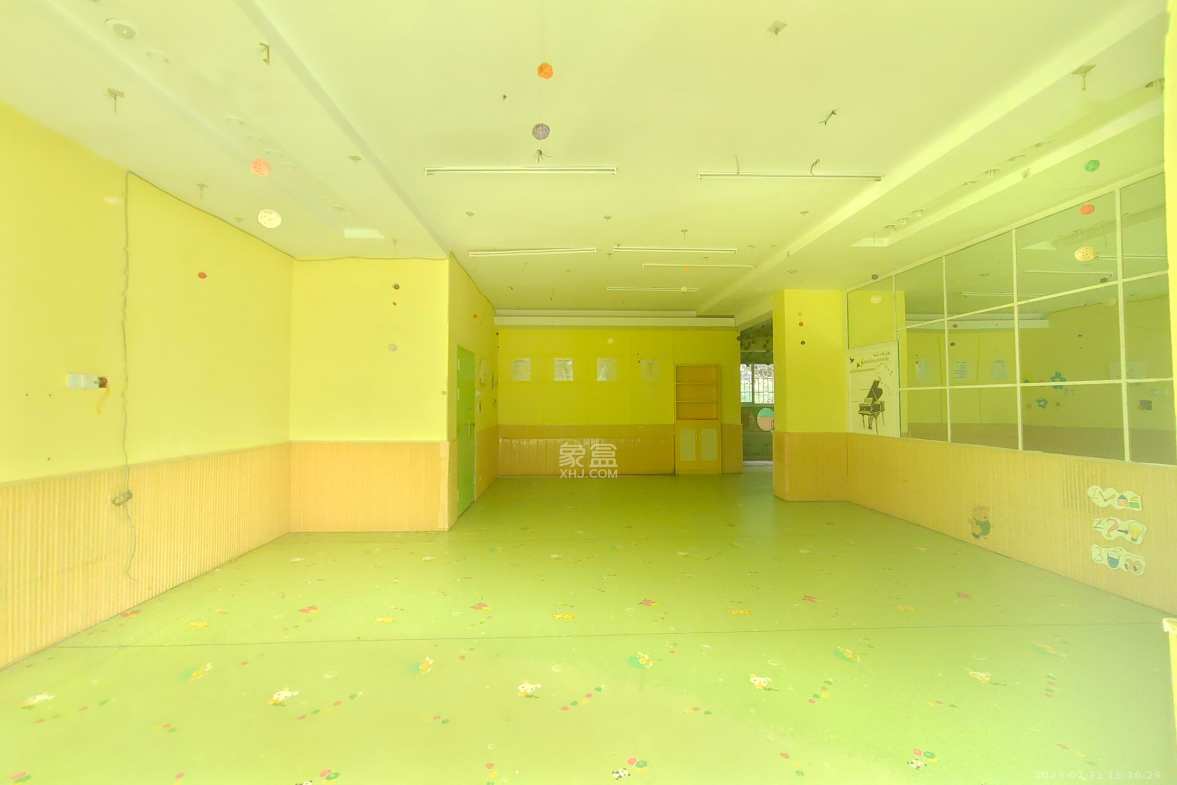 维一星城  4室2厅2卫   5500.00元/月室内图