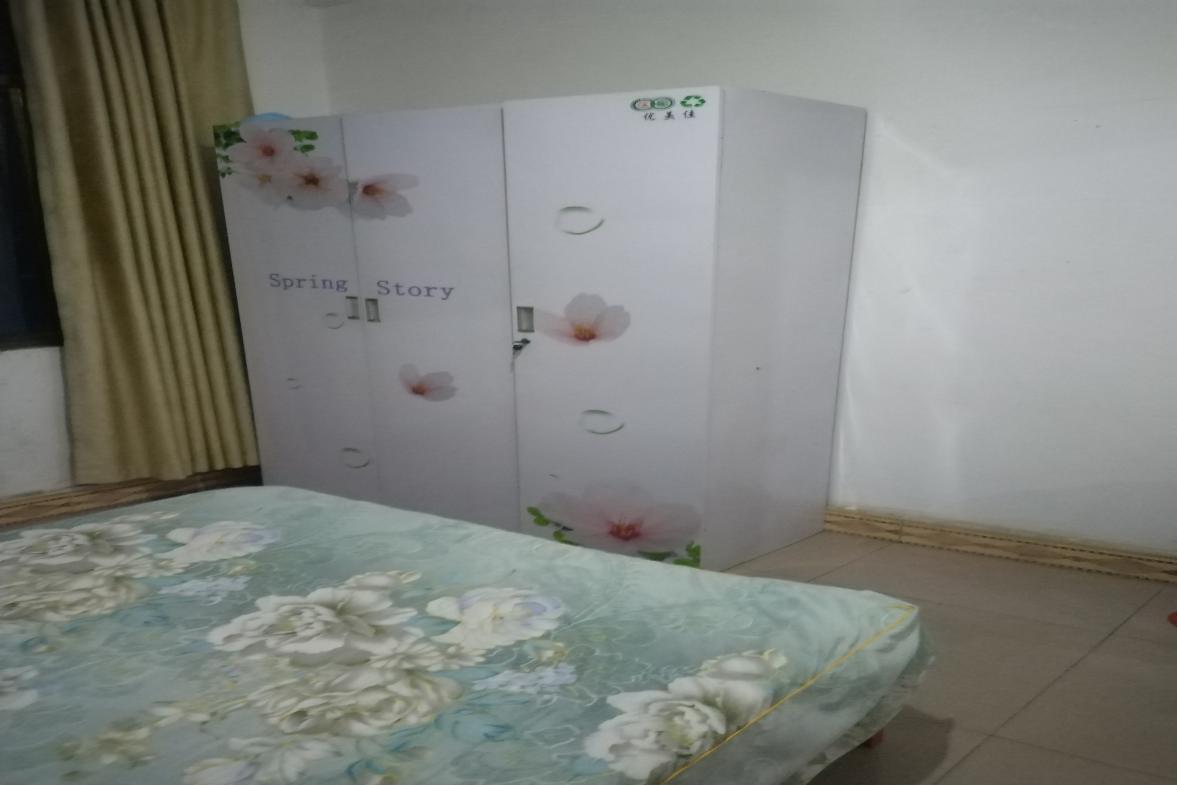 金谷市场  3室1厅1卫    800.0元/月室内图1