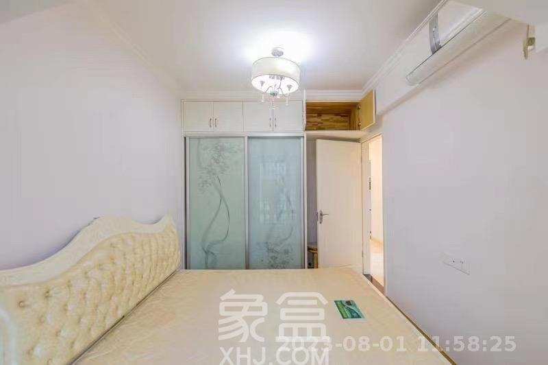 深业睿城  3室2厅1卫    1800.0元/月室内图