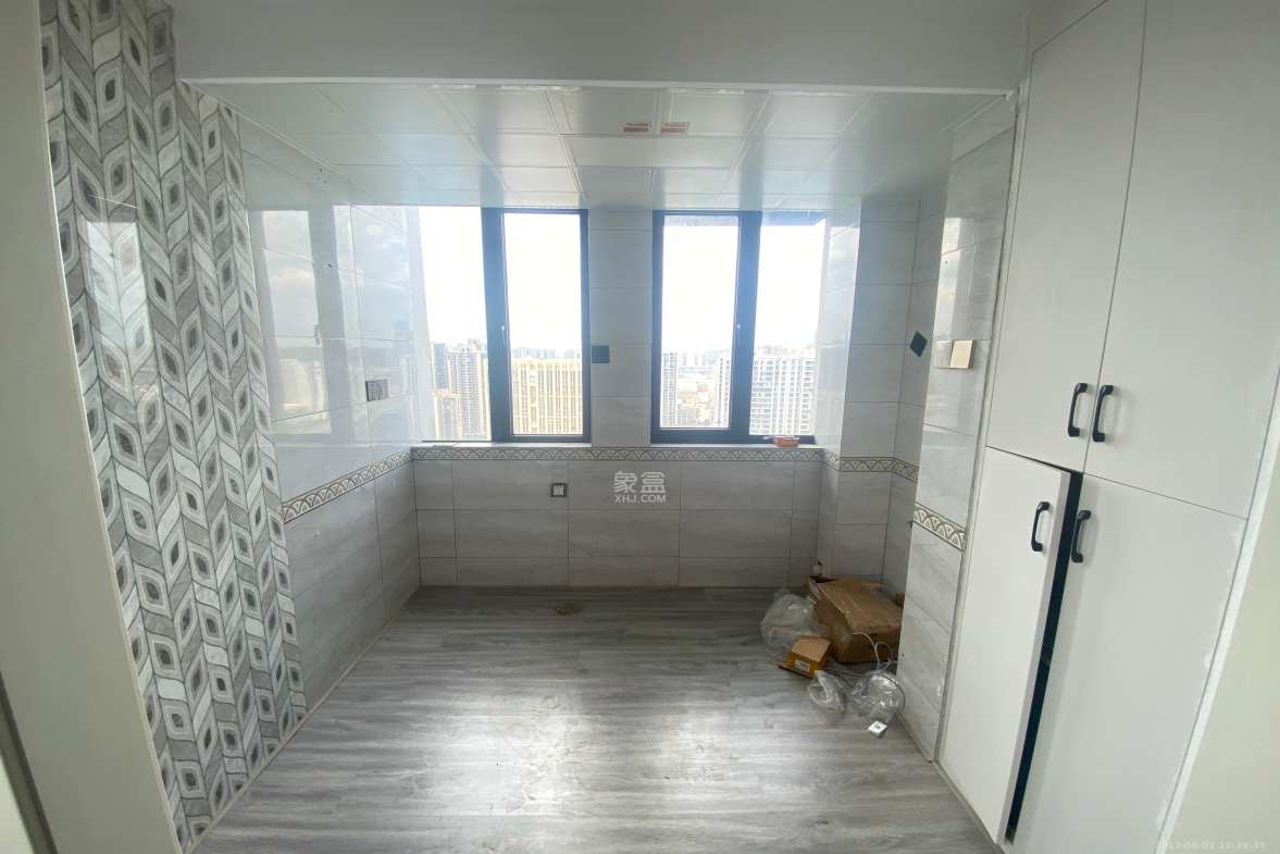 欧亚达国际广场 3室2厅1卫 3500.0元/月 欧亚达国际广场 3室2厅1卫 3500.0元/月室内图