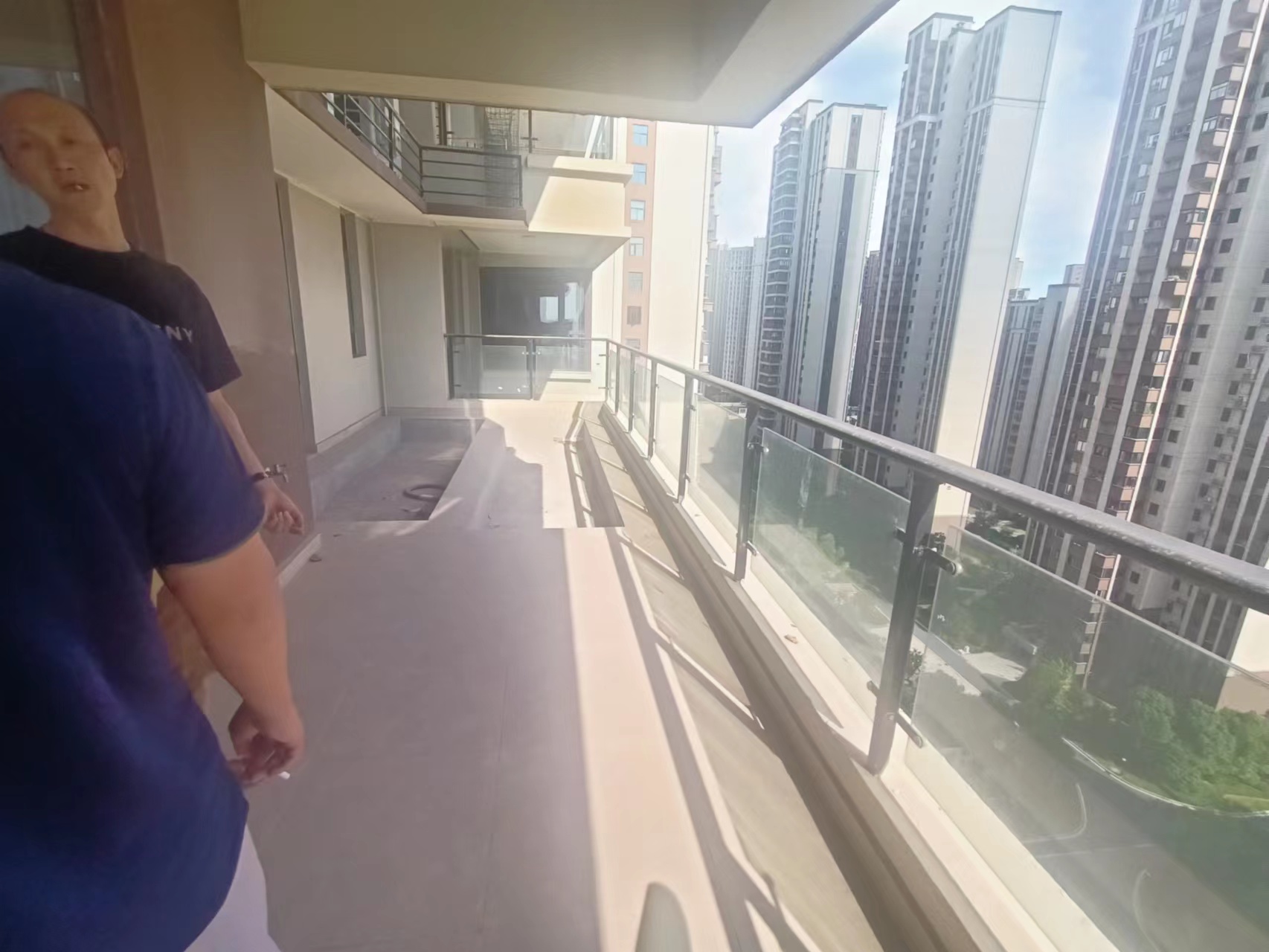 华耀碧桂园十里江湾观澜  5室2厅3卫    4500.0元/月