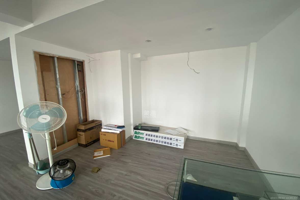 欧亚达国际广场 3室2厅1卫 3500.0元/月 欧亚达国际广场 3室2厅1卫 3500.0元/月室内图