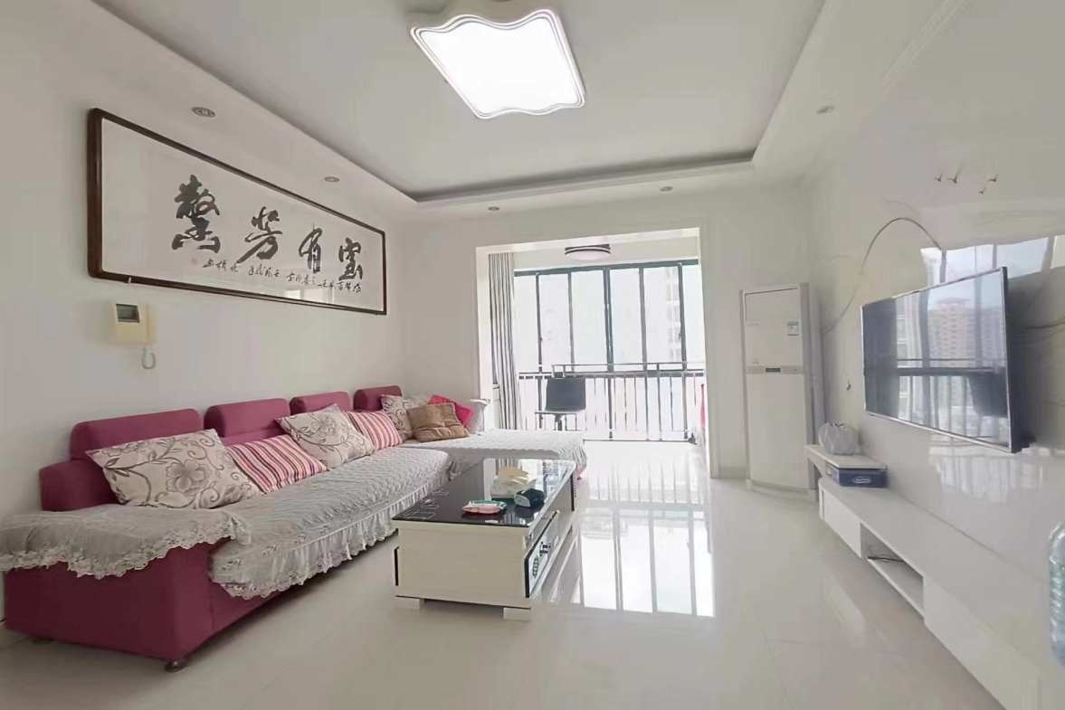 桃花里  3室2厅1卫   2000.00元/月室内图