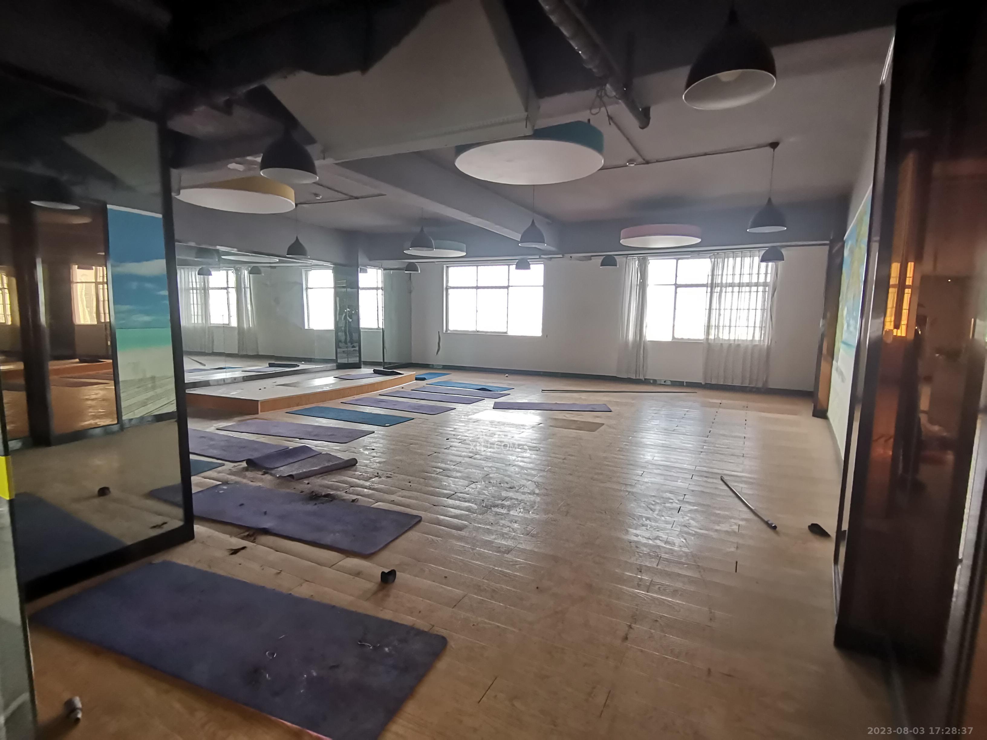 新金都商业广场   64.29㎡      964.35元/月室内图