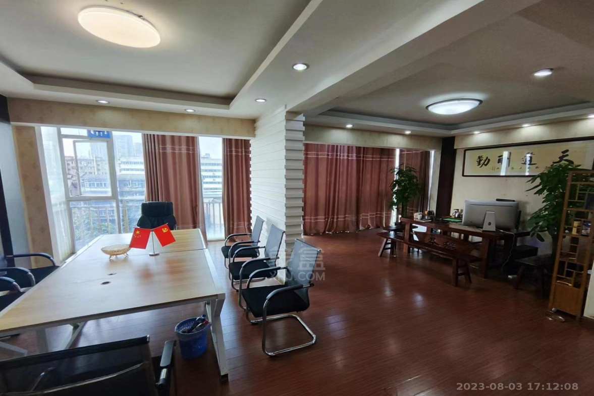 佳诚时代广场 4室2厅2卫 3800.0元/月 佳诚时代广场 4室2厅2卫 3800.0元/月室内图