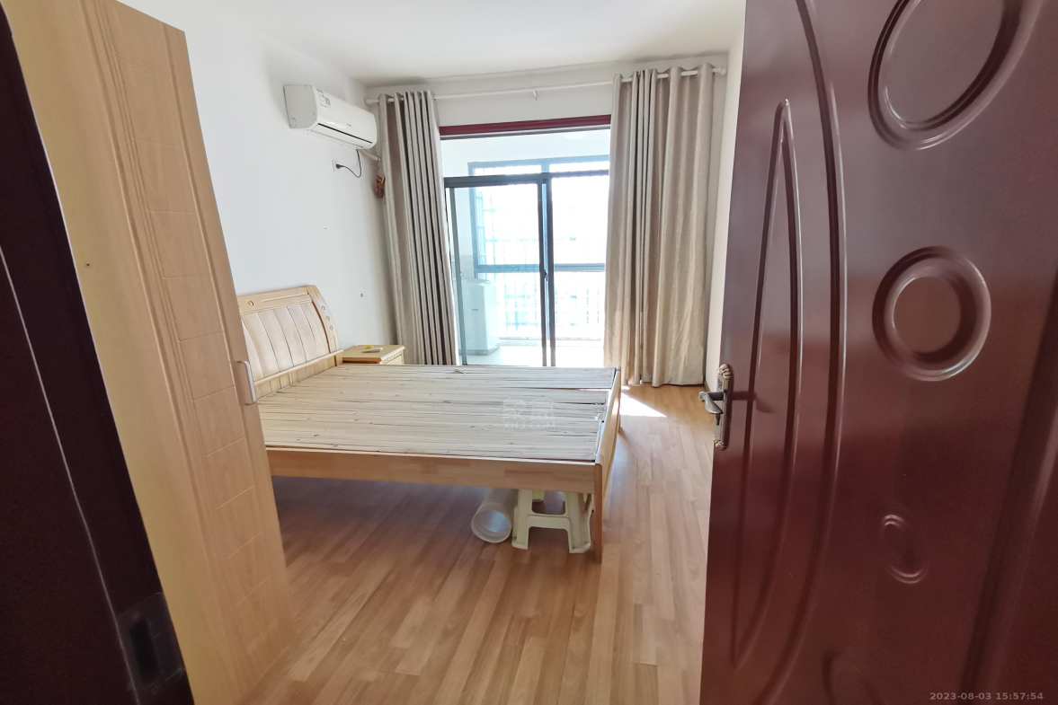 时代云龙城小区  3室2厅2卫    1600.0元/月小区图