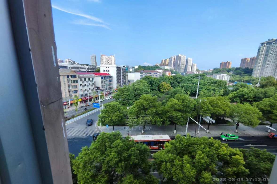 佳诚时代广场 4室2厅2卫 3800.0元/月 佳诚时代广场 4室2厅2卫 3800.0元/月室内图