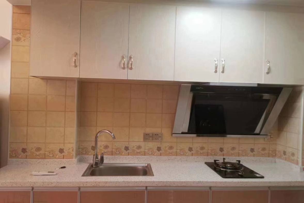 鸿星新天地  1室1厅1卫    1100.0元/月室内图