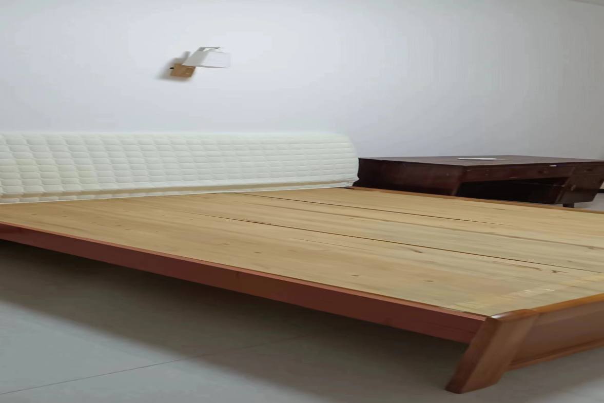 园艺小区 3室2厅2卫 1200.0元/月 园艺小区 3室2厅2卫 1200.0元/月室内图