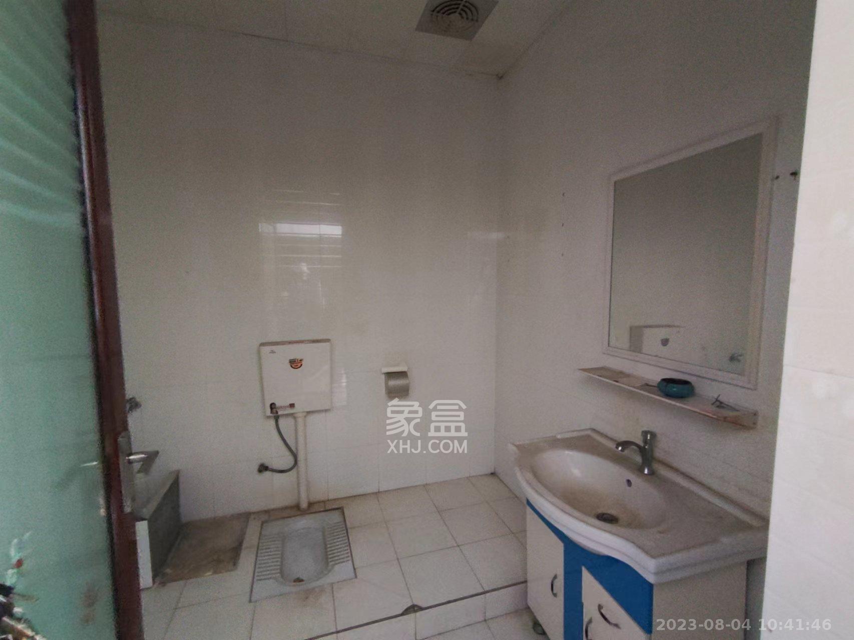 新金都商业广场   94.45㎡      1416.75元/月室内图