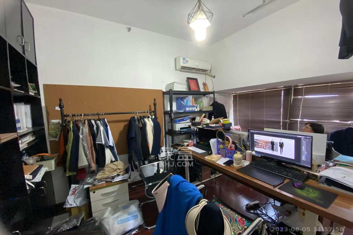 中建芙蓉嘉苑 1室1厅1卫 1200.0元/月 中建芙蓉嘉苑 1室1厅1卫 1200.0元/月室内图