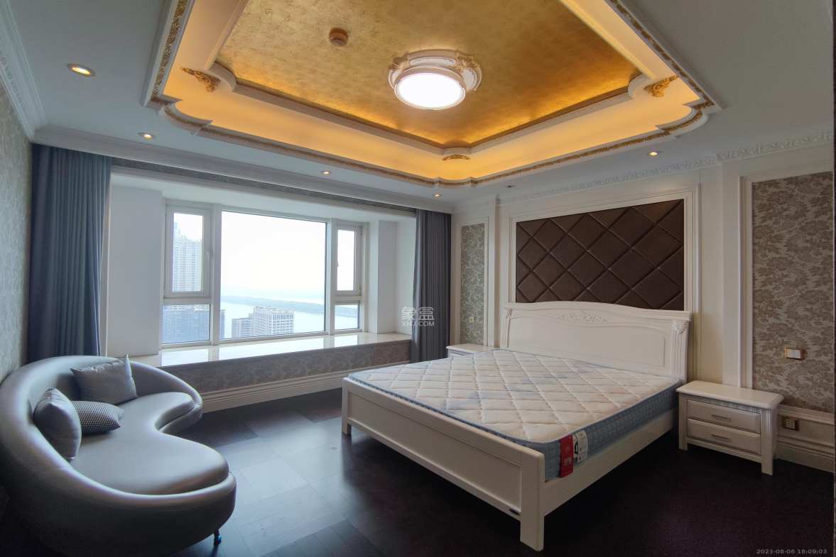 万达公馆 4室2厅3卫 13500.0元/月 万达公馆 4室2厅3卫 13500.0元/月室内图