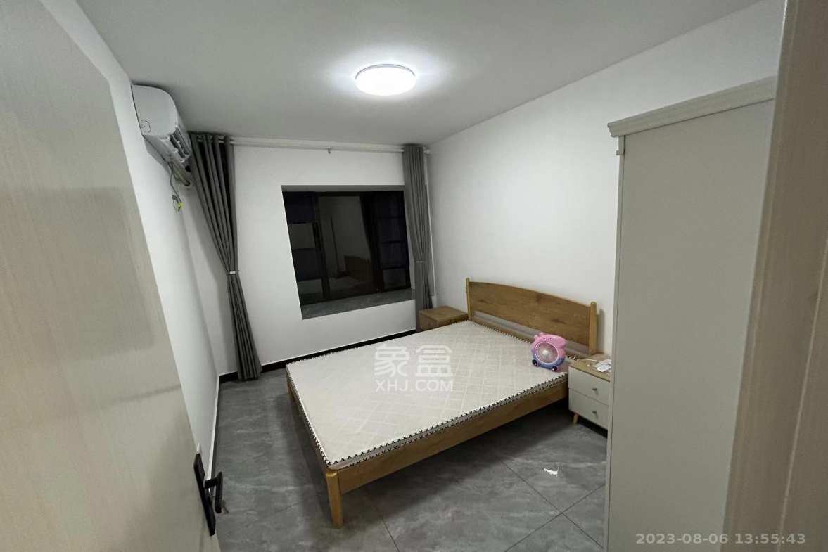 雅居乐新地  3室2厅2卫    2200.0元/月室内图