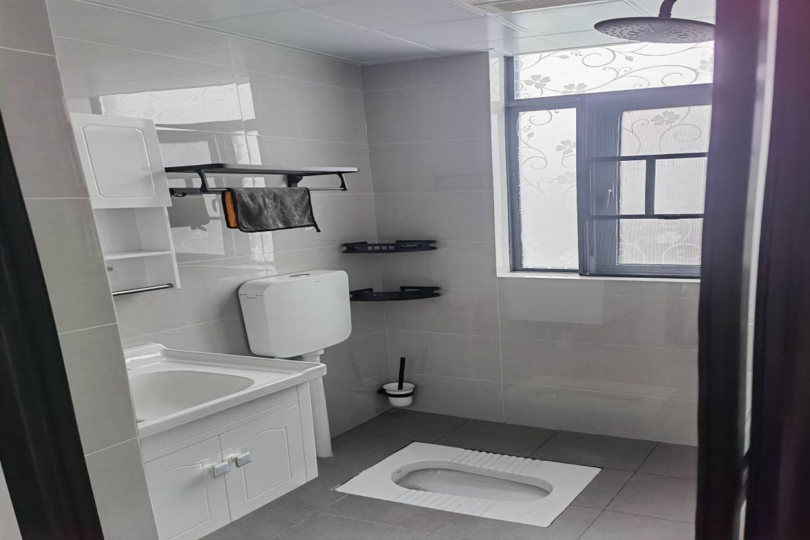 南苑上和三期  1室1厅1卫    1380.0元/月室内图