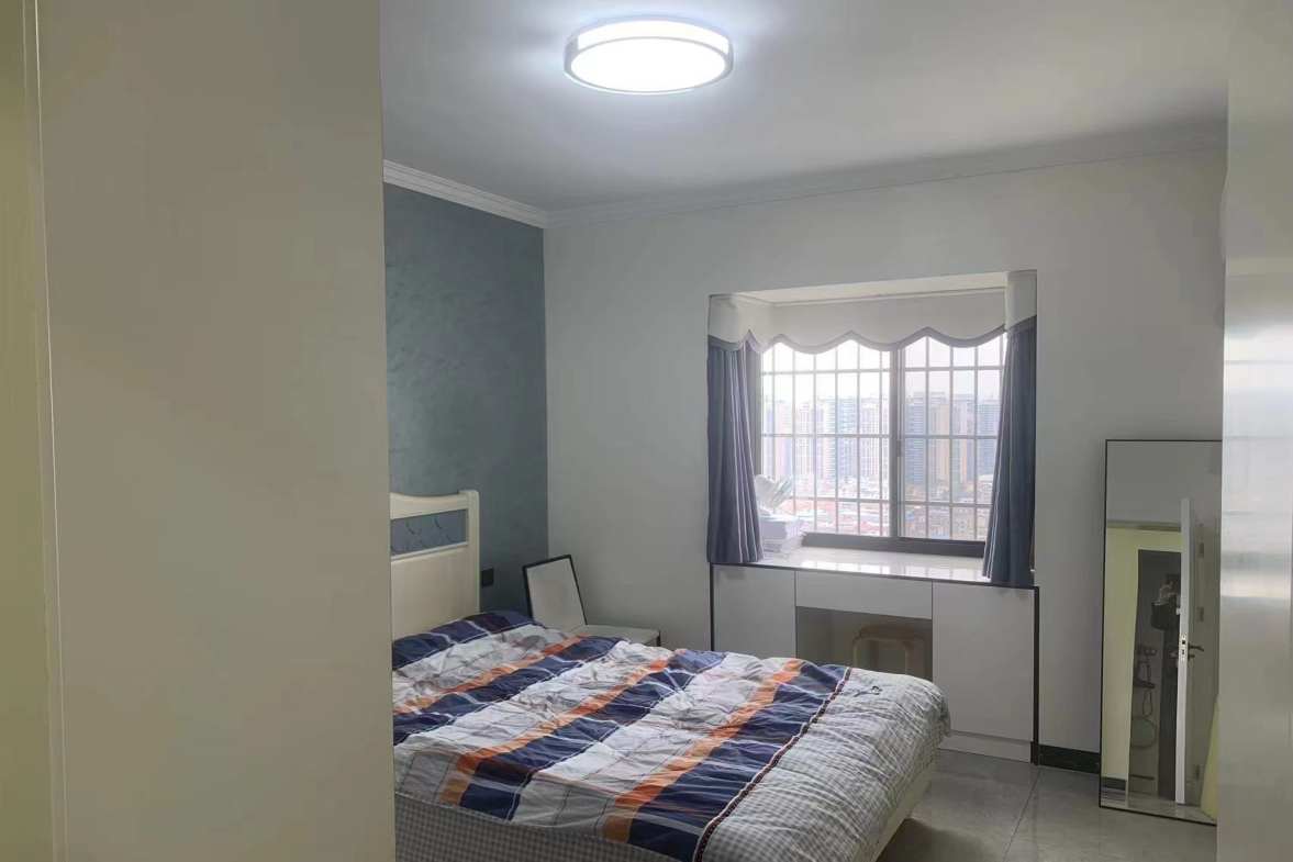 欣登中央公园  3室2厅1卫    2200.0元/月室内图