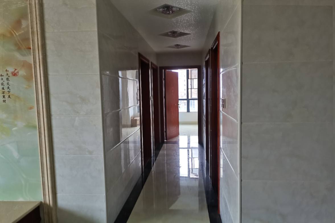 金益紫檀  4室2厅2卫    2300.0元/月室内图