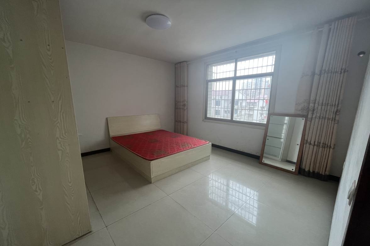 南垅社区(A区) 2室2厅1卫 650.0元/月 南垅社区(A区) 2室2厅1卫 650.0元/月室内图