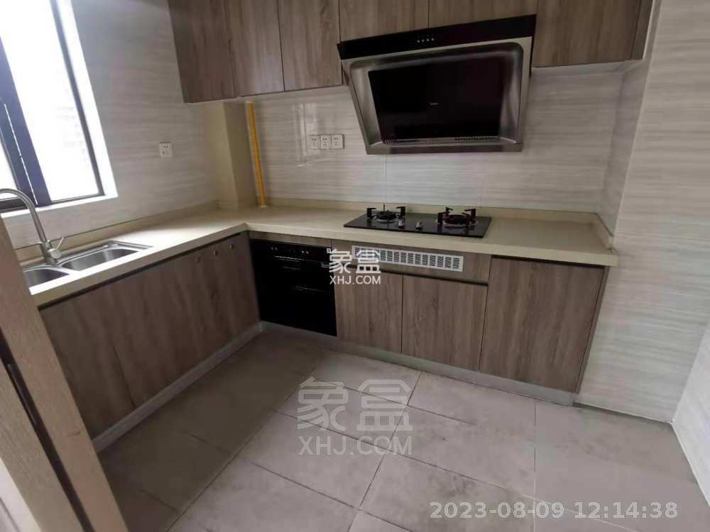 蓝溪谷  4室2厅2卫   2800.00元/月室内图