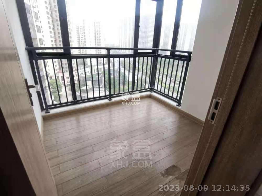 蓝溪谷  4室2厅2卫   2800.00元/月室内图