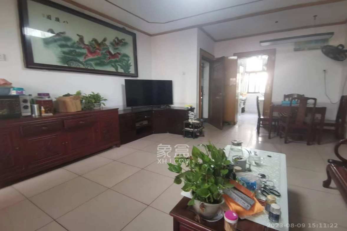 桔园小区1-8片 3室2厅1卫 1800.0元/月 桔园小区1-8片 3室2厅1卫 1800.0元/月室内图