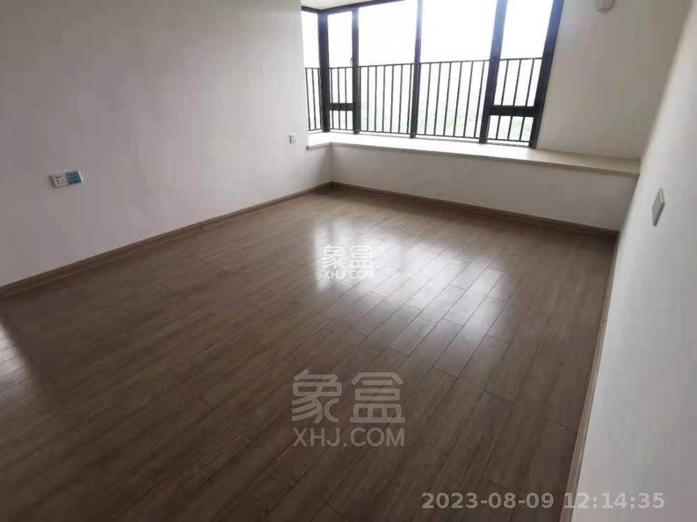 蓝溪谷  4室2厅2卫   2800.00元/月室内图
