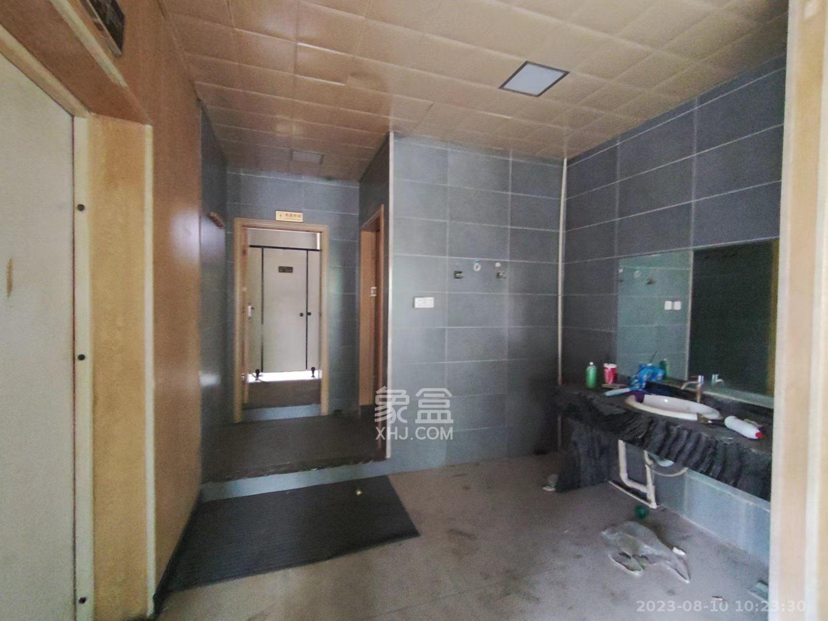 宝塔中路   320.0㎡      8333.0元/月室内图