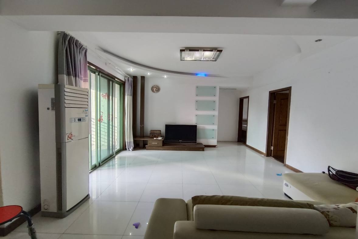 都市经典(卓景园)  3室2厅1卫    3600.0元/月 都市经典(卓景园)  3室2厅1卫    3600.0元/月室内图