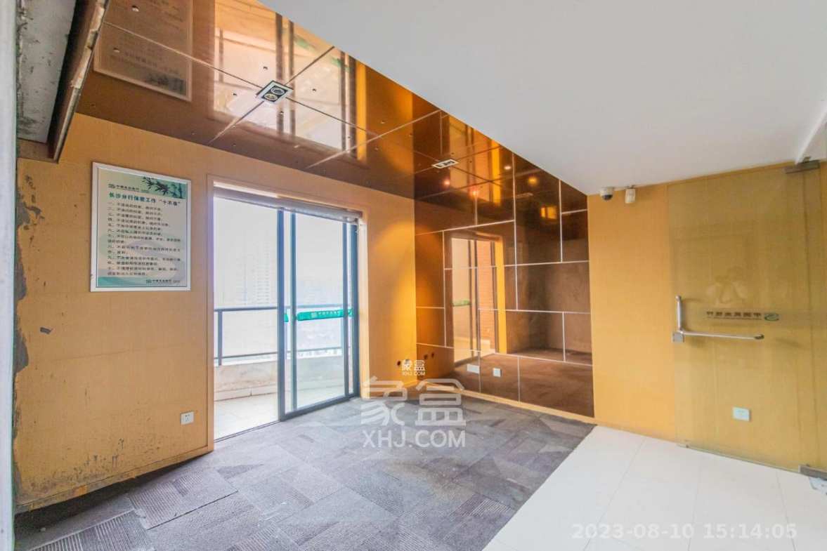 尚城  3室2厅2卫    3500.0元/月室内图