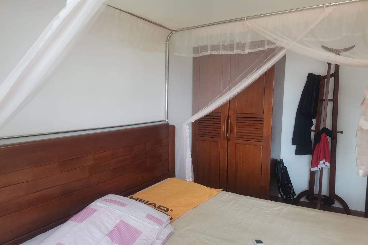 上尚城  4室2厅2卫    2300.0元/月室内图