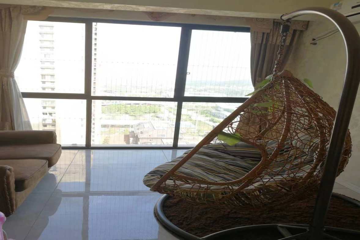 檀香山  5室2厅2卫    2800.0元/月室内图