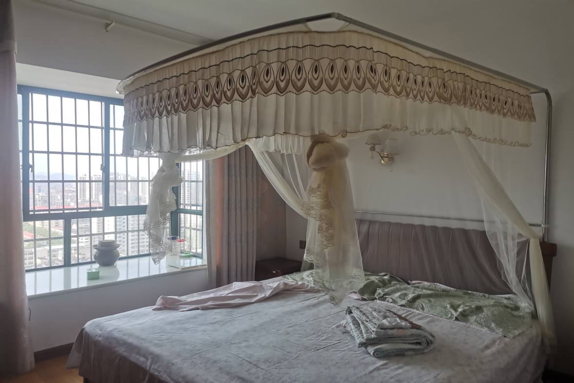 上尚城  4室2厅2卫    2300.0元/月室内图