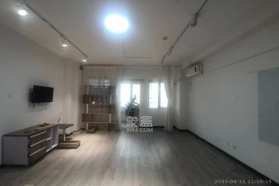 万博汇  1室1厅1卫   1500.00元/月室内图