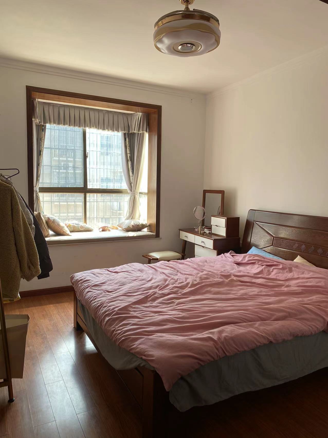 五江建材城  3室2厅2卫    52.8万