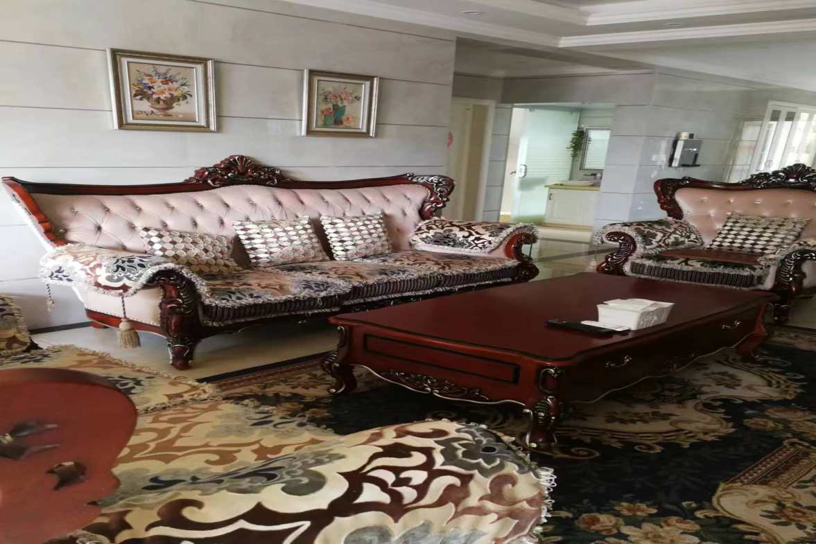 檀香山  5室2厅2卫    2800.0元/月室内图