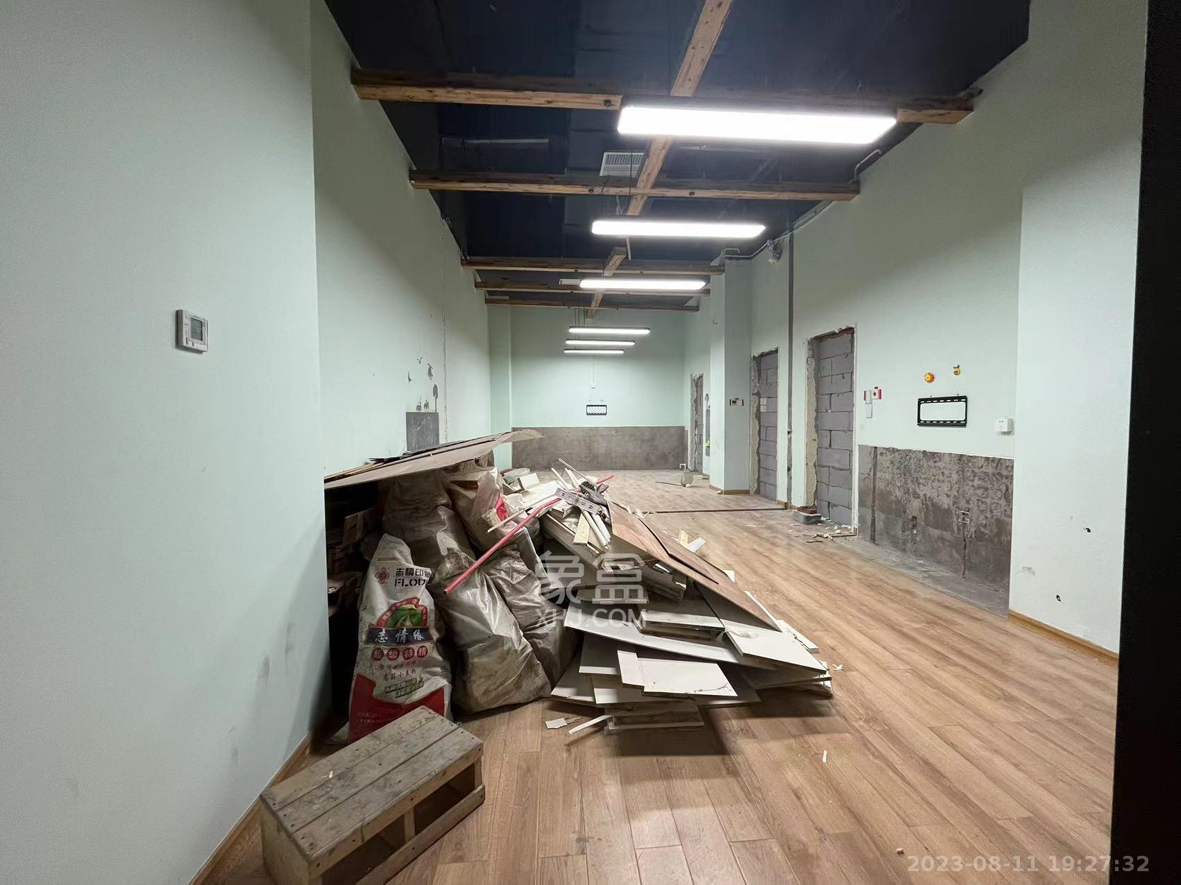 河西王府井商业广场   62.14㎡      4800.0元/月室内图