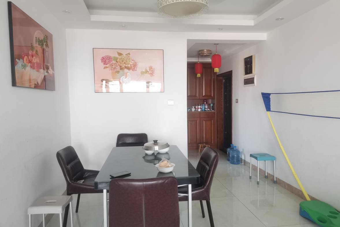 上尚城  4室2厅2卫    2300.0元/月室内图