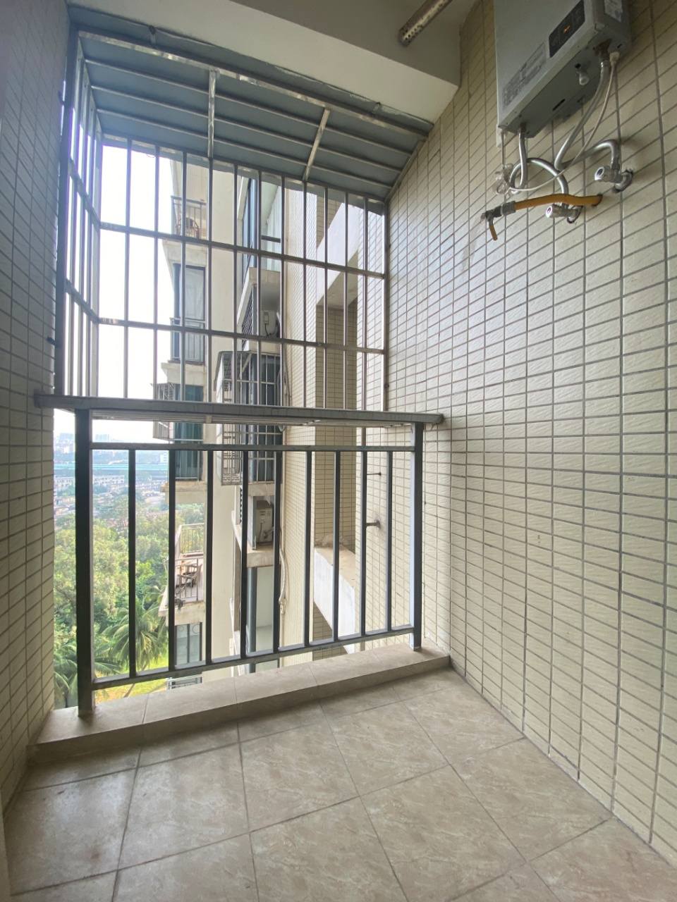 秀山观海苑  2室2厅1卫    125.0万室内图