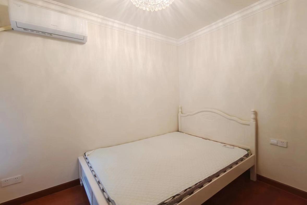 恒大未来城  3室2厅1卫    1700.0元/月室内图