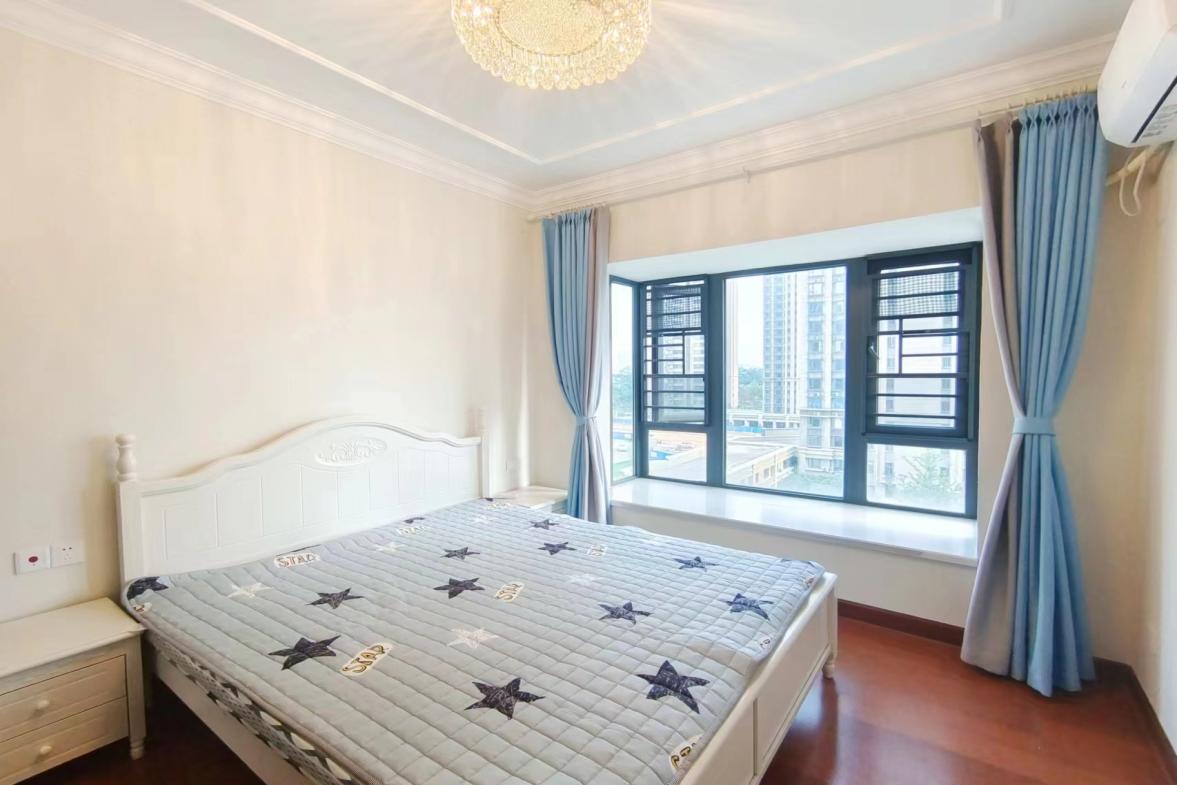 恒大未来城  3室2厅1卫    1700.0元/月室内图