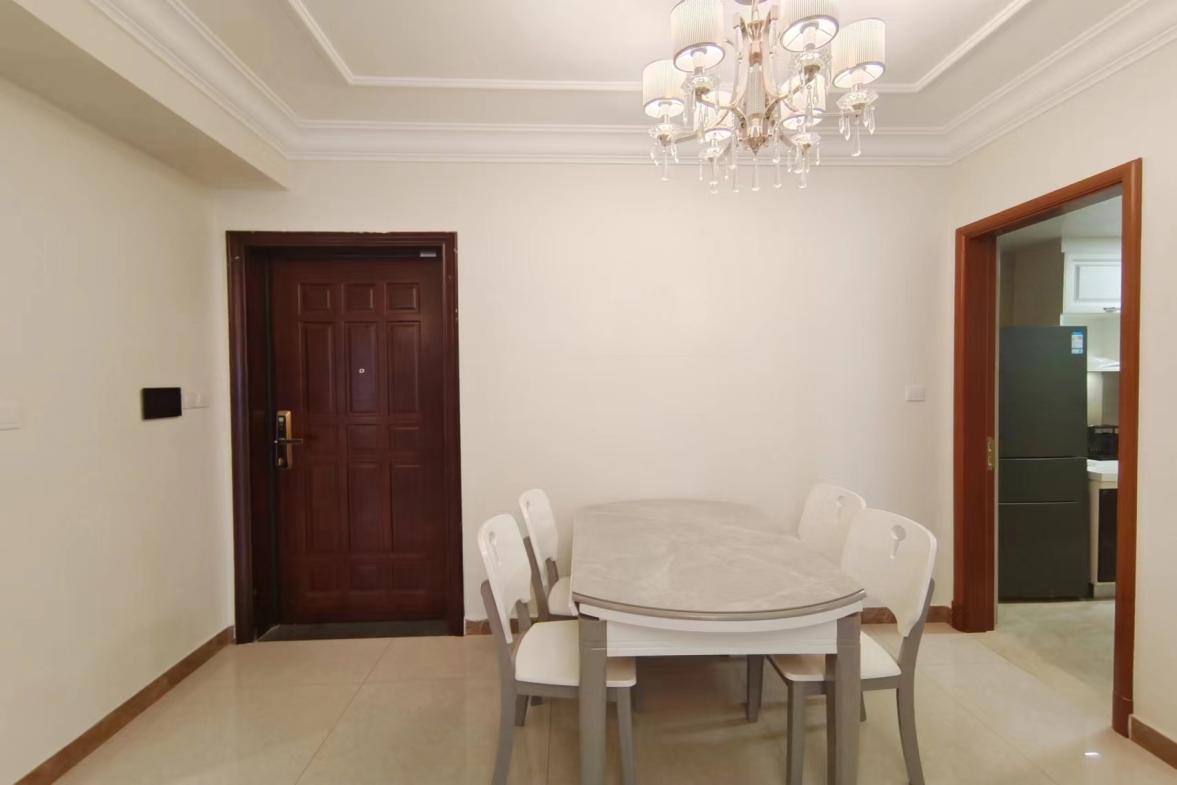 恒大未来城  3室2厅1卫    1700.0元/月室内图