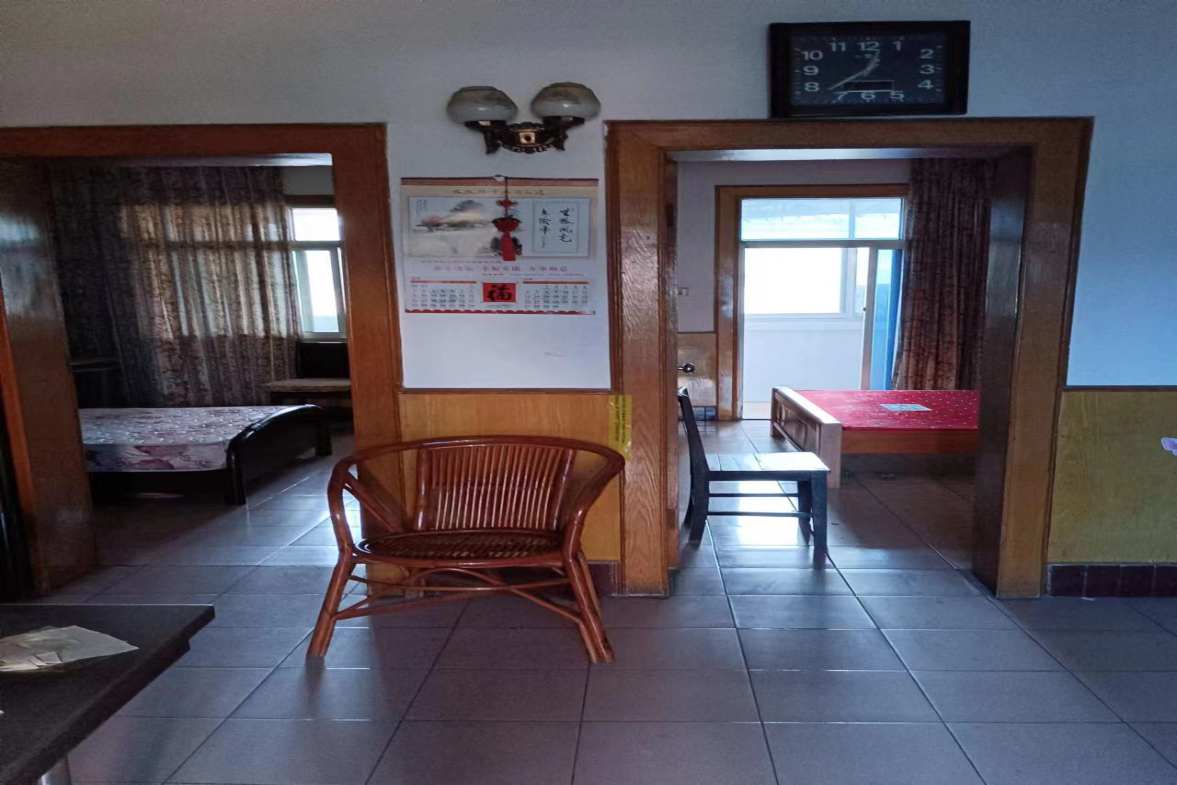 交通运输综合行政执法支队家属楼 3室1厅1卫 900.0元/月 交通运输综合行政执法支队家属楼 3室1厅1卫 900.0元/月室内图