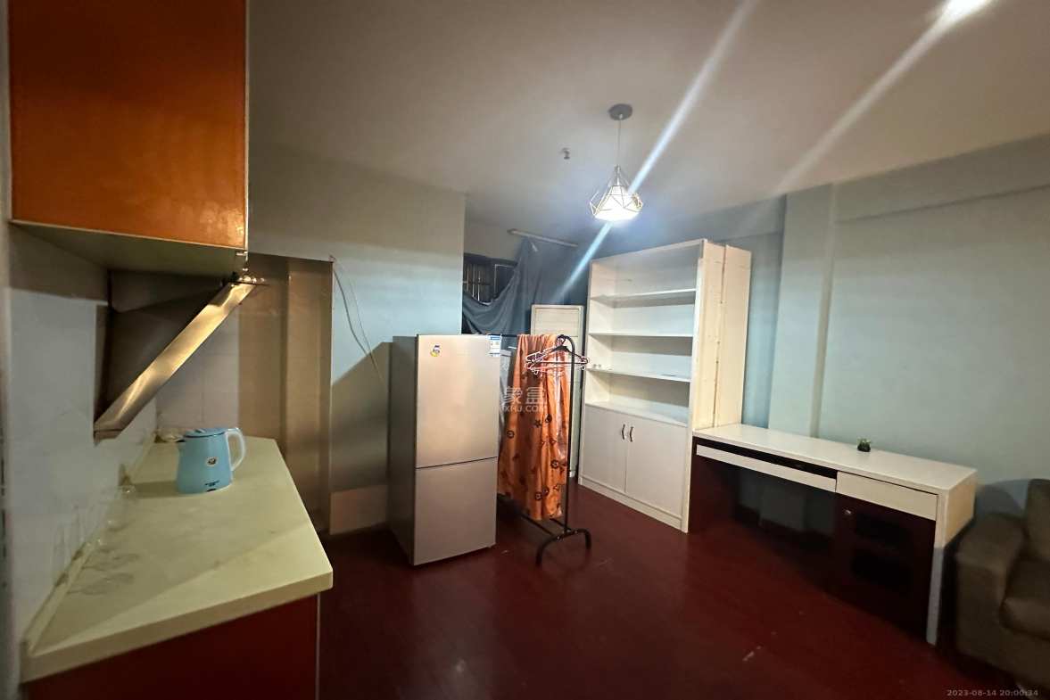 摩天一号 1室1厅1卫 2300.0元/月 摩天一号 1室1厅1卫 2300.0元/月室内图