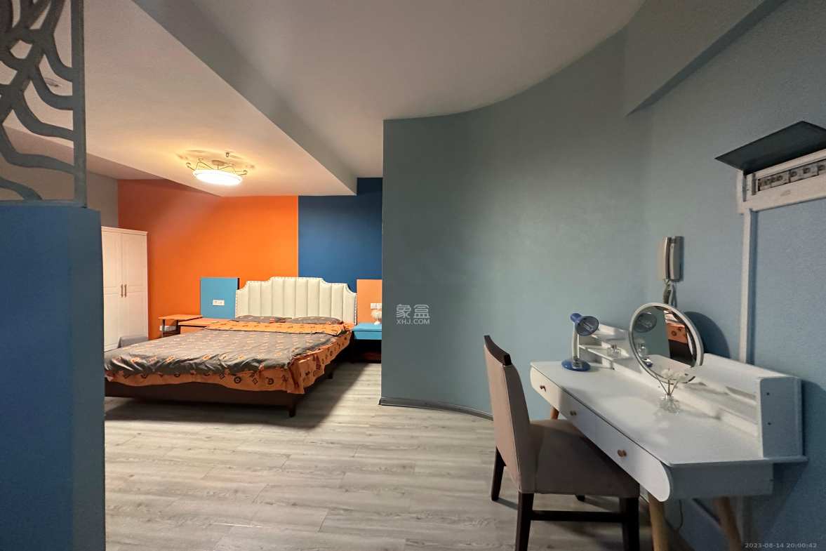 摩天一号 1室1厅1卫 2300.0元/月 摩天一号 1室1厅1卫 2300.0元/月室内图