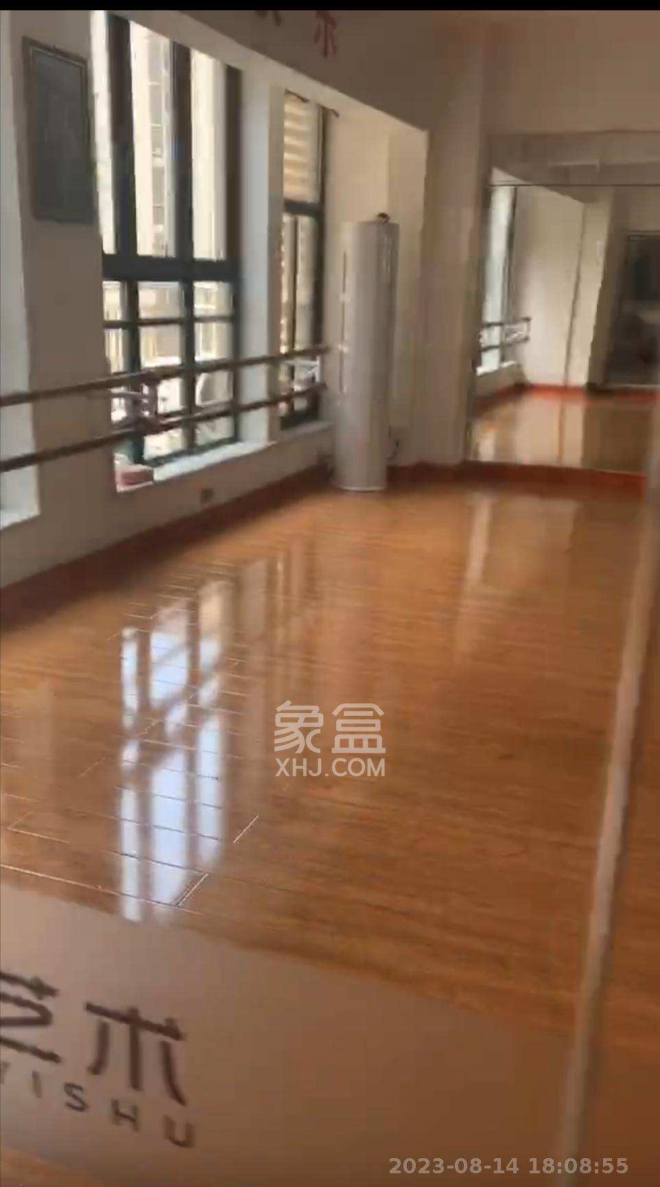 万象美域  1室1厅1卫    1300.0元/月室内图