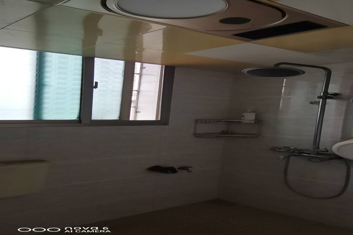 御园小区 4室2厅2卫 1600.0元/月 御园小区 4室2厅2卫 1600.0元/月室内图