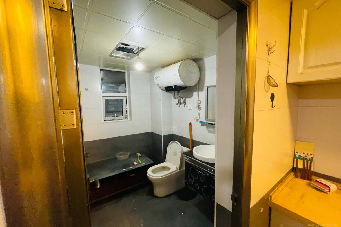 美的城二期 1室1厅1卫 1400.0元/月 美的城二期 1室1厅1卫 1400.0元/月室内图