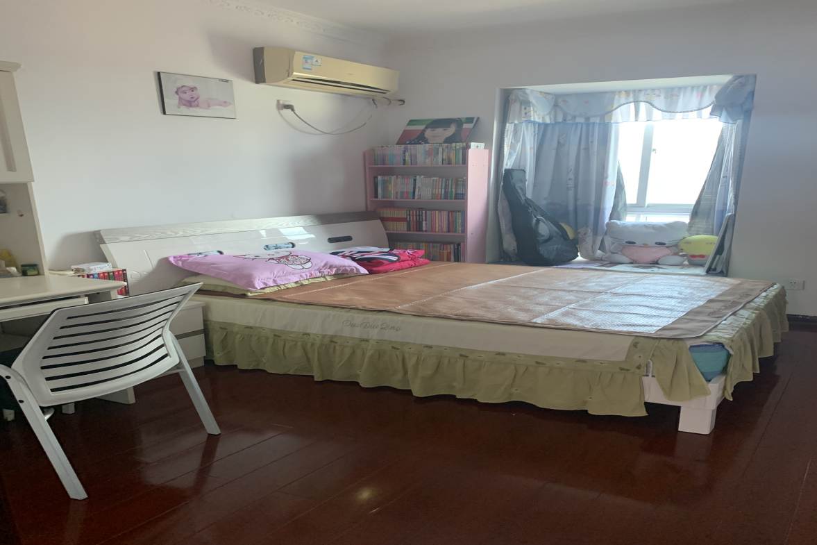 禧诚月畔湾  3室2厅1卫    2200.0元/月室内图