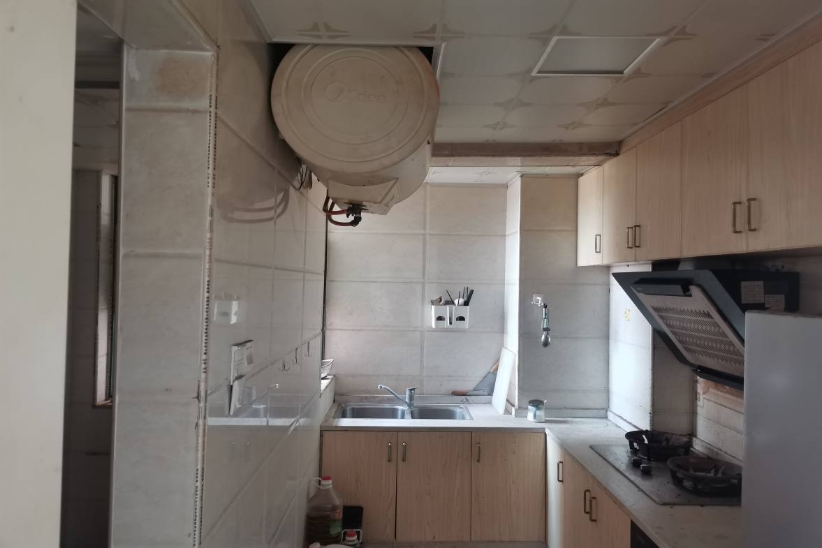 上尚城  3室2厅1卫    2000.0元/月户型图