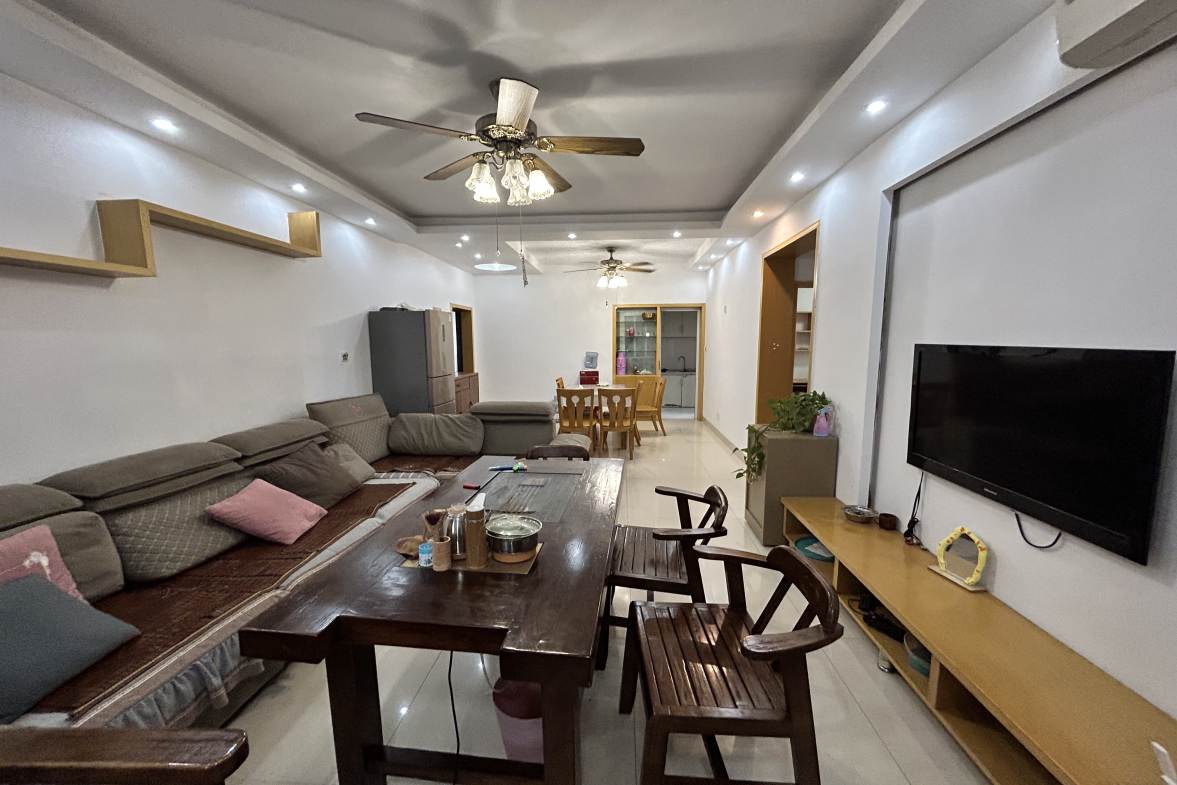 嘉盛华府  2室2厅1卫    1390.0元/月户型图